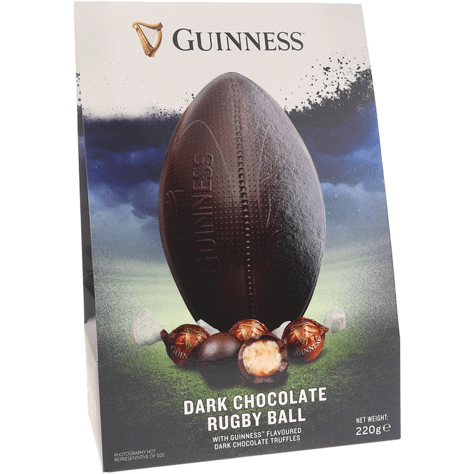 Läs mer om Guinness Rugbyboll Chokladägg med Chokladpraliner